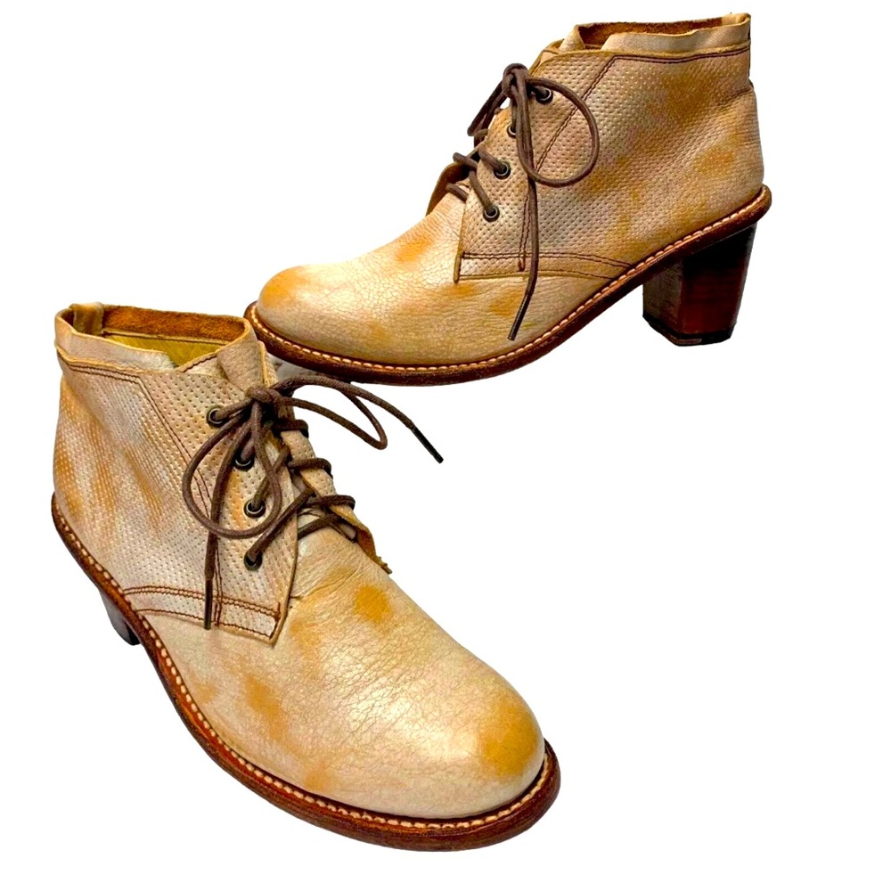 BED STU HANDCRAFTED DISTRESSED SHIMMER LEATHER LACE UP ANKLE BOOTS - 9-🔥